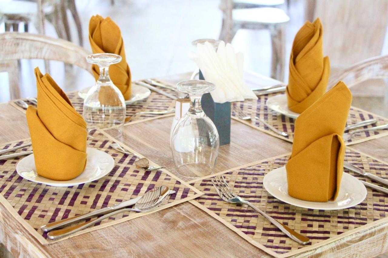 Nivadoo Resort Sigiriya Eksteriør bilde A table set for fine dining